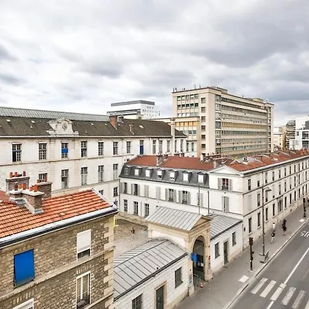 Charming Superb Location In 7th District Appartamento *