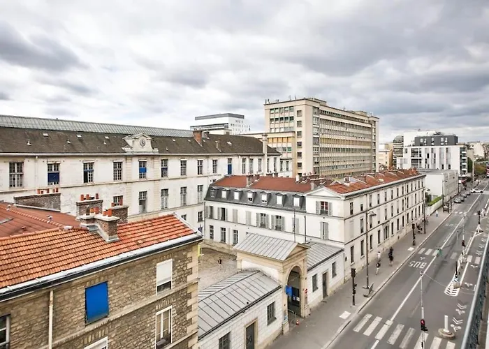 Charming Superb Location In 7th District 아파트 *